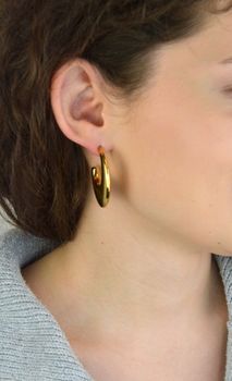 Kolczyki damskie Nomination Italy z kolekcji Ecclettica 134319 012. Wykonane ze stali szlachetnej, pokryte złotym kolorem metodą PVD. Eleganckie i trwałe, idealne na prezent (2).JPG